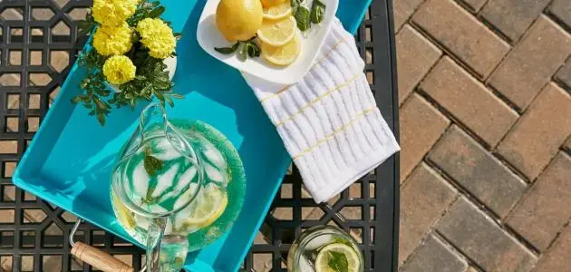 Benefits of Drinking Warm Lemon Water on an Empty Stomach